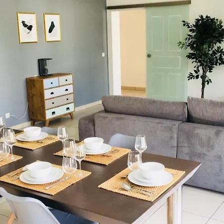 Apartment Two Bedrooms Flat In City Center W Terrace&parking